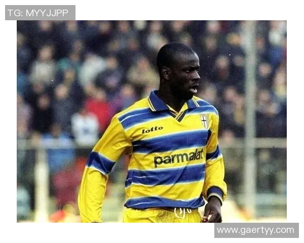 当代世界足坛那些以稳健防守著称的传奇后卫球星风云录