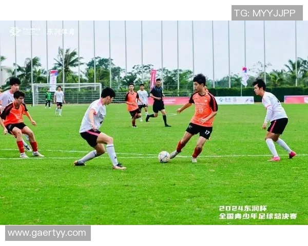 追光绿茵梦洛阳业余足球球星的激情岁月与城市荣耀